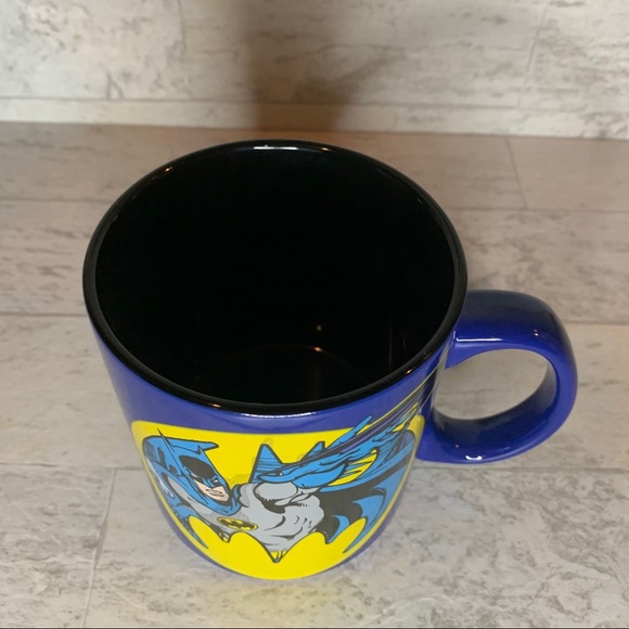 Batman 20 oz Coffee Mug Blue Ceramic - Picture 3 of 4